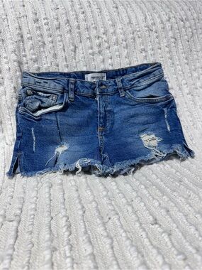 Mango Distressed Denim Cutoff Shorts Size 4 / EU 36